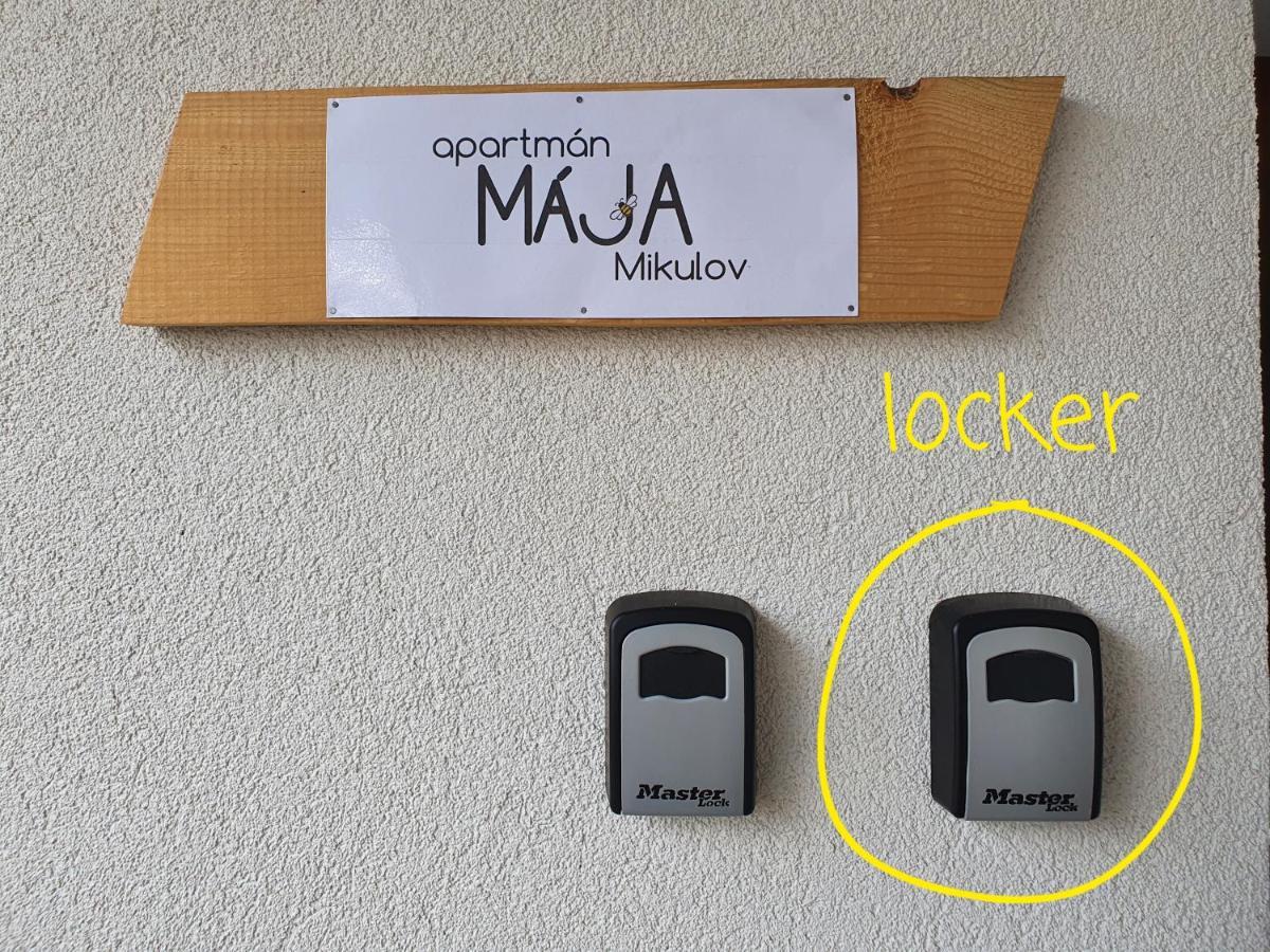 Apartman Maja Mikulov Eksteriør billede