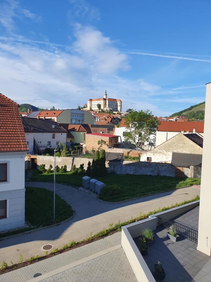 Apartman Maja Mikulov Eksteriør billede