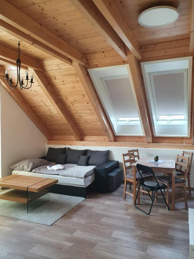Apartman Maja Mikulov Eksteriør billede