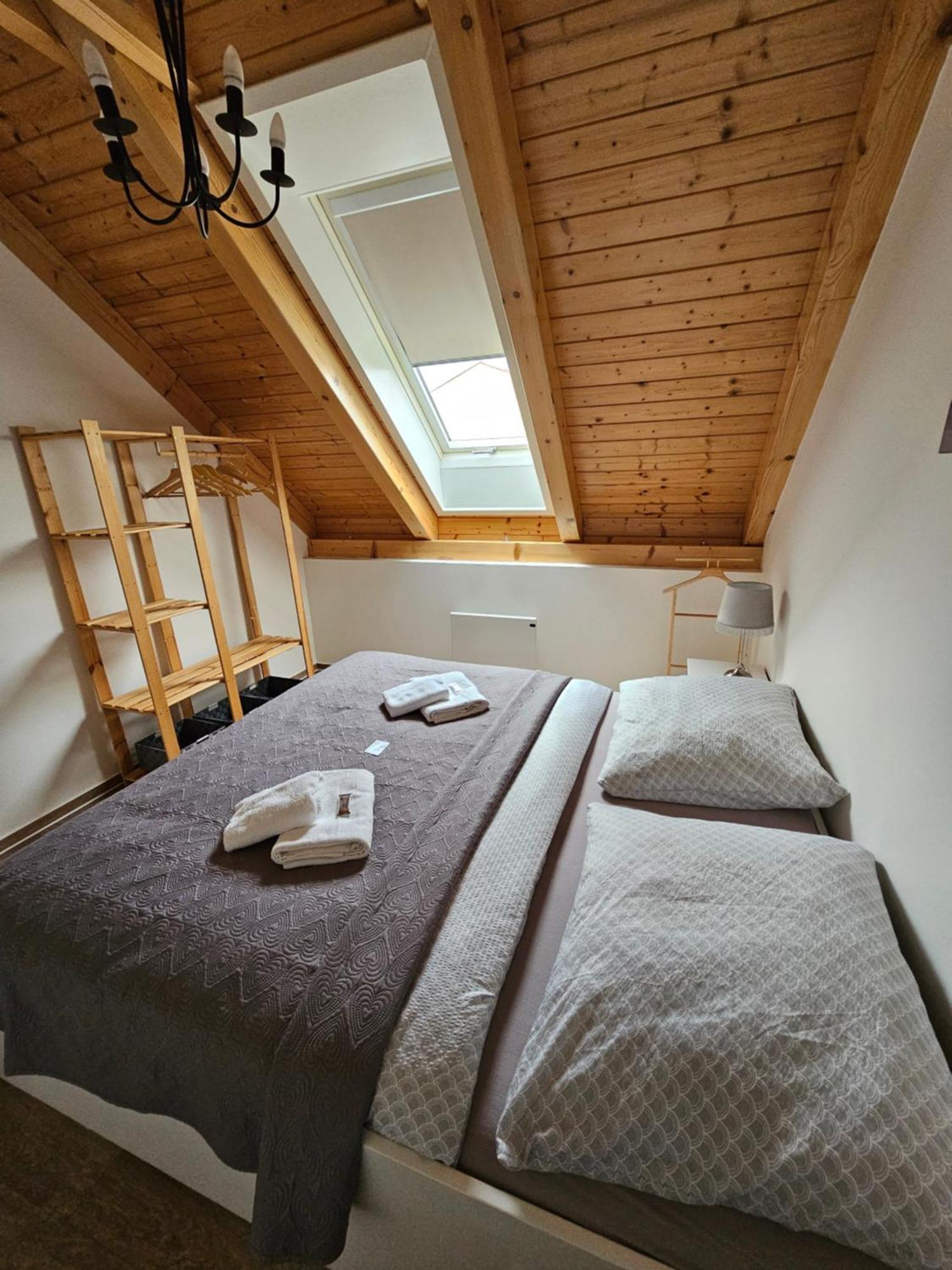 Apartman Maja Mikulov Eksteriør billede